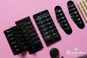 Limited Edition HM Strat - Flash Pink